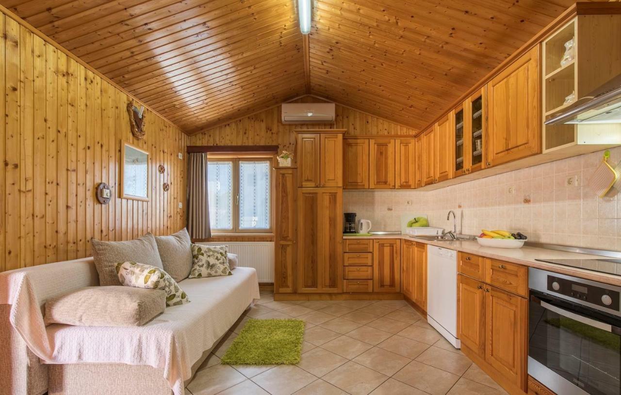 Cottage Nilda I Musalez Extérieur photo